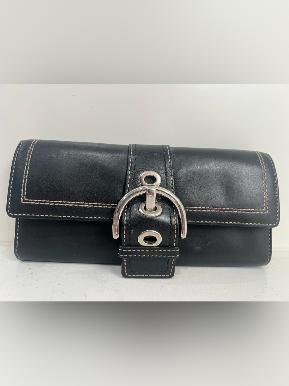 Vintage Coach Soho Buckle Bifold black Leather Wallet y2k era 2000s